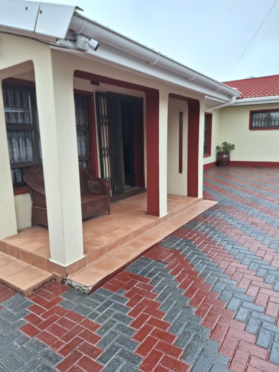 3 Bedroom Property for Sale in Mdantsane Nu 17 Eastern Cape